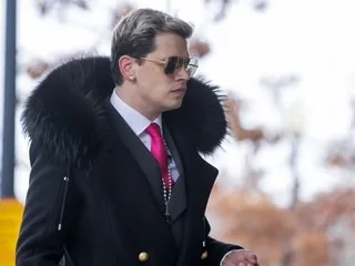 Les États-Unis expulsent le polémiste britannique d’extrême droite Milo Yiannopoulos