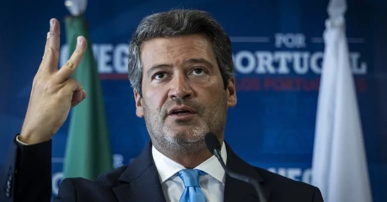 Ventura acusa Carneiro de "mentir" sobre propostas no IVA