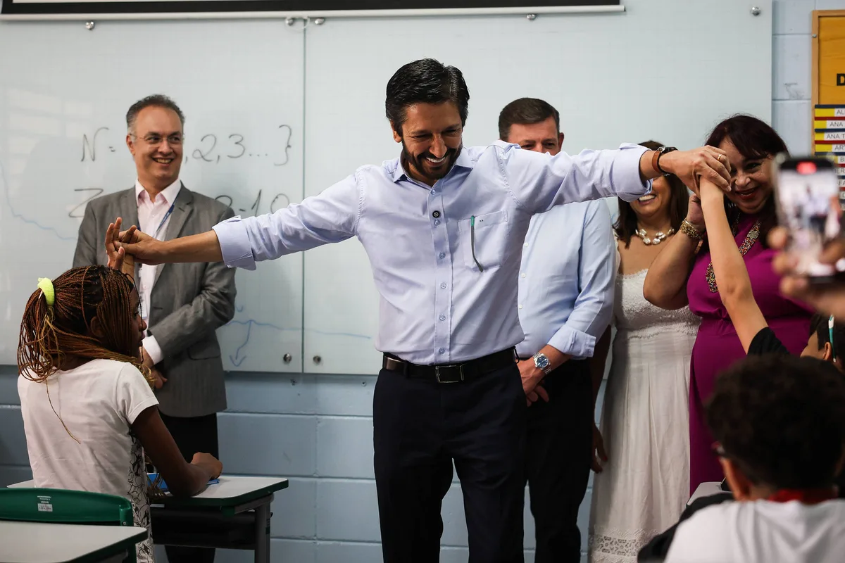 Justiça suspende edital da Prefeitura de SP para entregar gestão de escolas a entidades