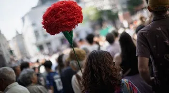 Democracia portuguesa vive o pior momento desde o 25 de abril, alerta Sampaio da Nóvoa