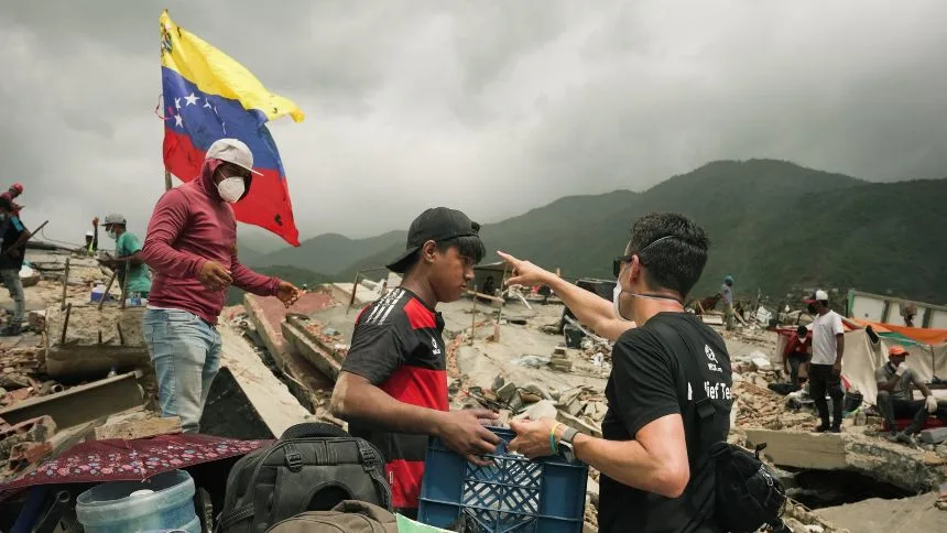 Fundación Simón Bolívar otorgó $3 millones como ayuda inicial tras terremotos en el país