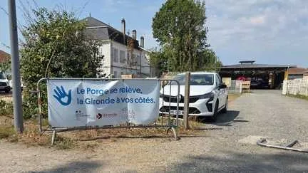 "Terrifiés de l'avenir" : après l'incendie au Porge, des habitants traumatisés et démunis face au casse-tête de la reconstruction, attendent sans illusion la visite du gouvernement