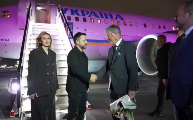 Zelenski llega a Nueva York para buscar apoyo en la ONU a sus propuestas de alto el fuego