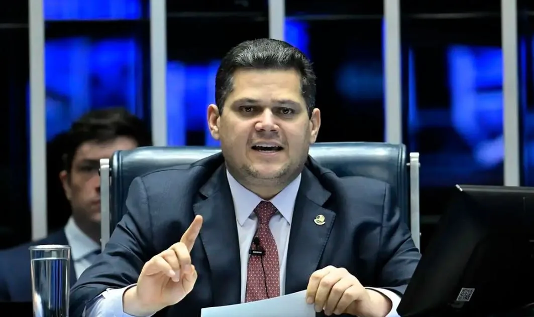 Fim da escala 6×1: Senado inicia votação da proposta que altera jornada de trabalho; acompanhe
