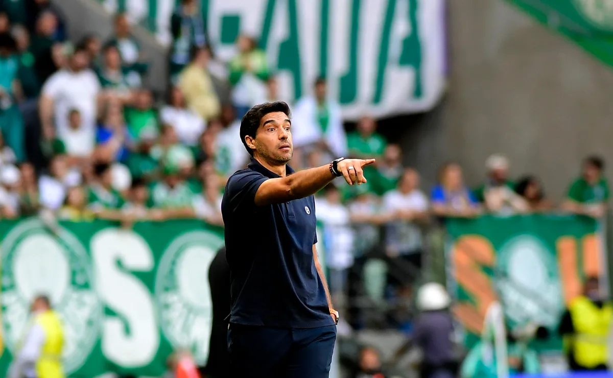 Abel diz que quase desafiou atletas do Palmeiras e elogia Allan: "Quem quiser, vai ter que pagar muito"