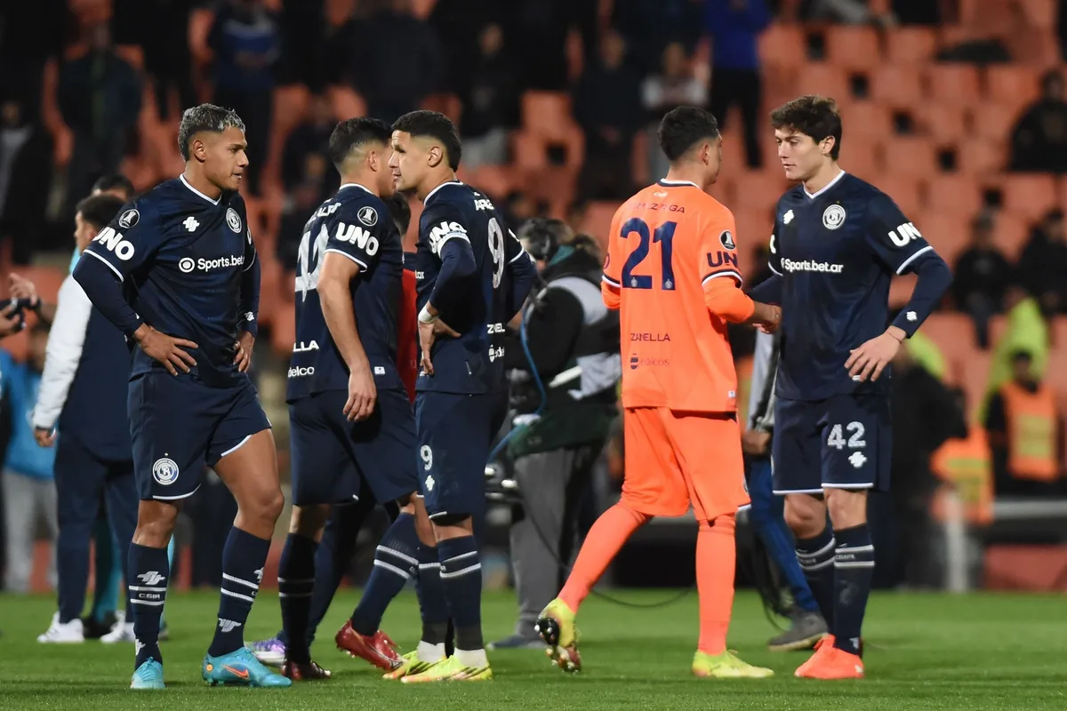 Independiente Rivadavia, eliminado siendo invicto y con el goleador de la Copa Libertadores