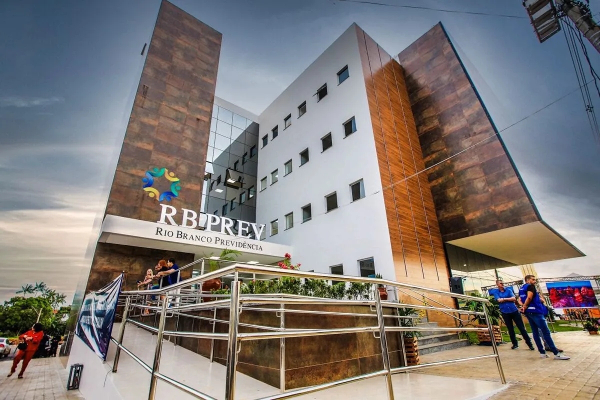 Falha em sistema deixa empréstimos fora do desconto na folha de servidores em Rio Branco