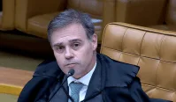 Mendonça diz que Moraes usou relatórios da PF como “peça de intimidação”