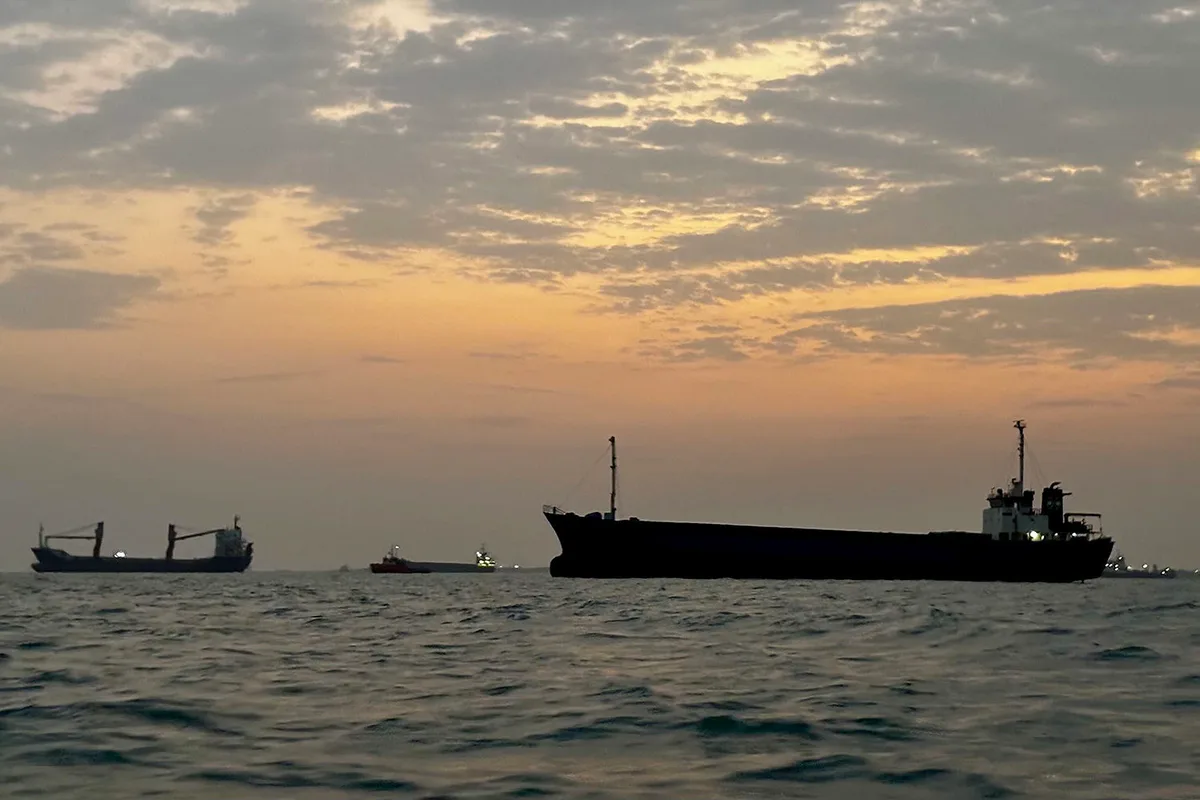 Oil prices tumble to 2-week low on hopes for critical pipeline reopening and Iran diplomacy