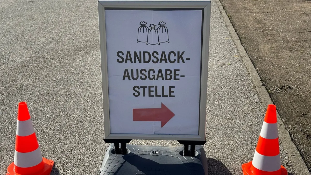 Erstes Herbsthochwasser: Ostsee-Sturmflut erwartet - Flensburg gibt Sandsäcke aus