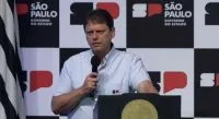 Ao lançar campanha, Tarcísio afirma que pauta da mulher dominará debates