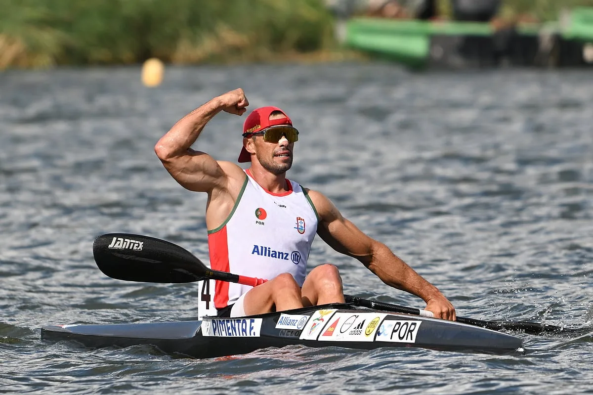 Fernando Pimenta é campeão do mundo em K1 1000m