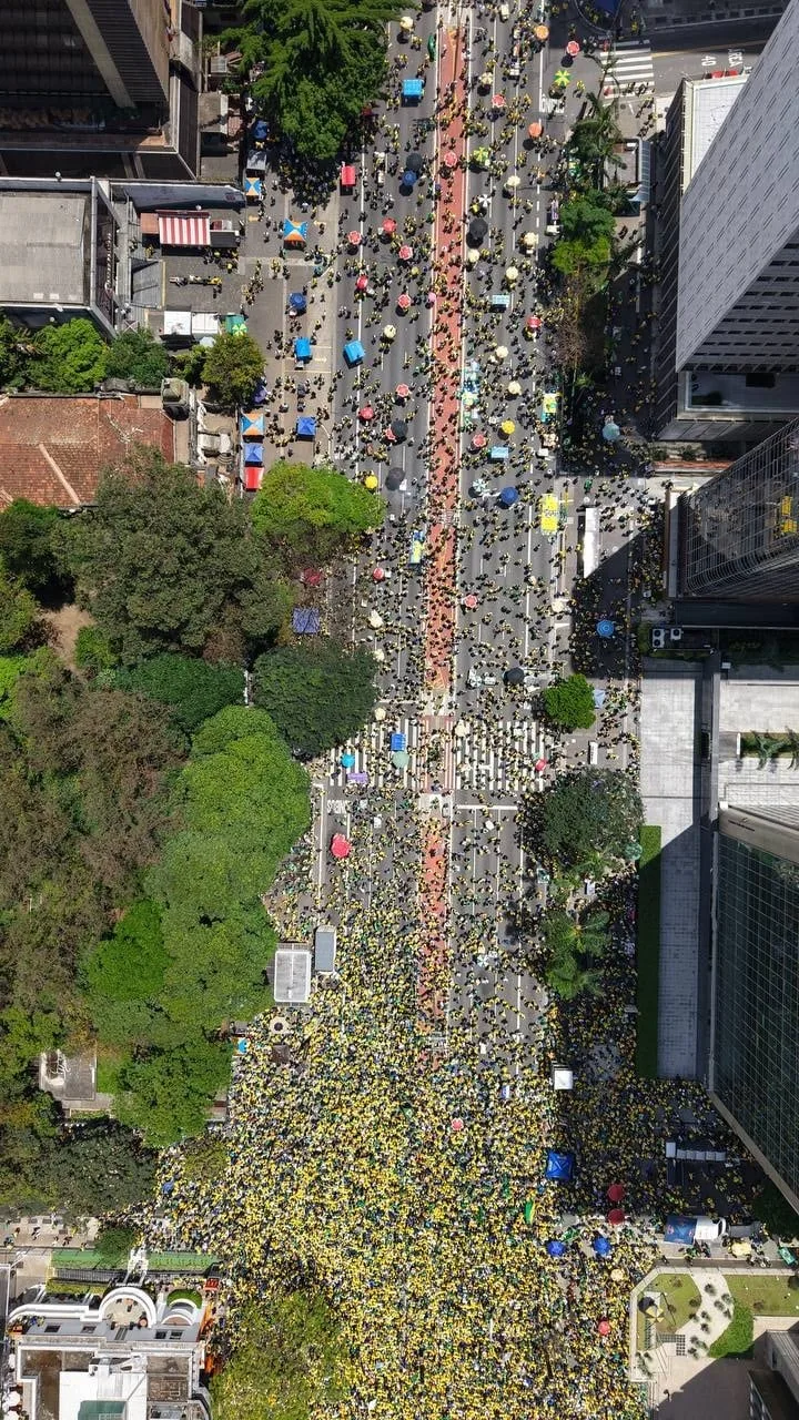 Ato de Flávio ocupa 6 quarteirões da Paulista, 1 a menos que Lula