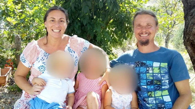 Italian court gives ‘off-grid’ Australian mother more access to three children