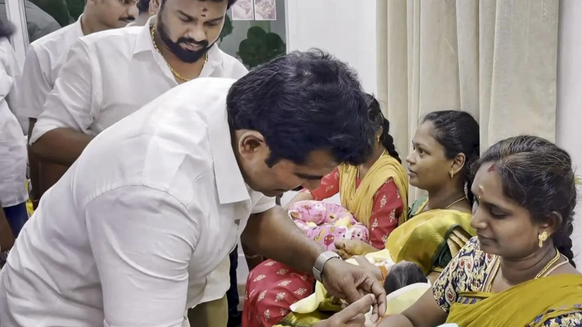 Gold rings for babies: Vault-like enclosures to be set up for storage at 107 high-load CEmONC centres in T.N.