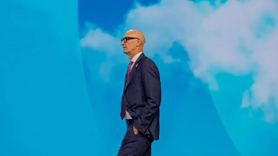 Profit vor Schnelligkeit: Telekom rudert beim Glasfaserausbau zurück