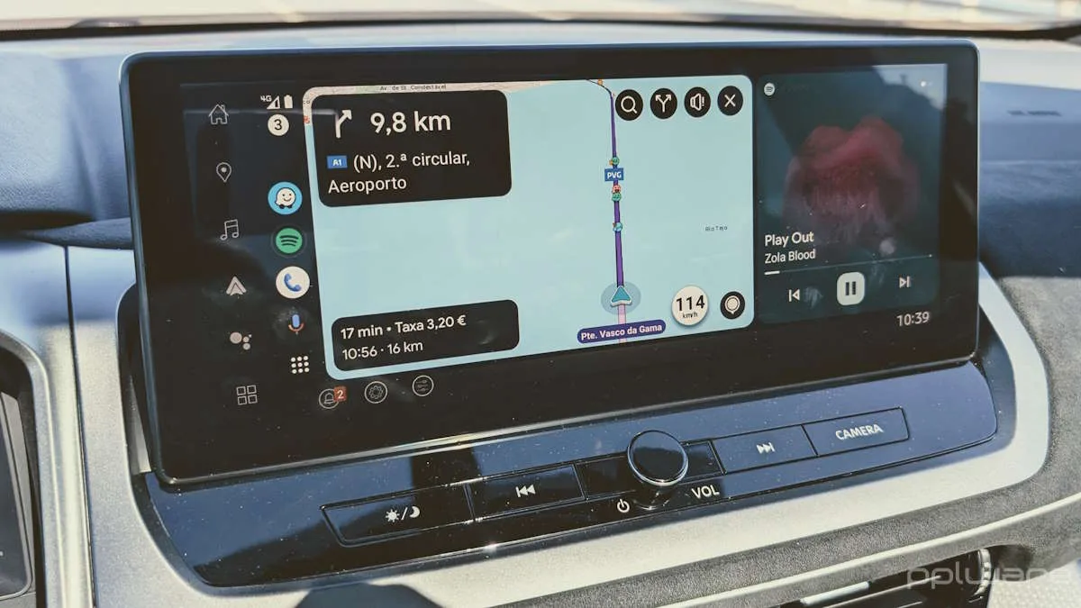 Google corrigiu finalmente dois dos bugs mais irritantes do Android Auto