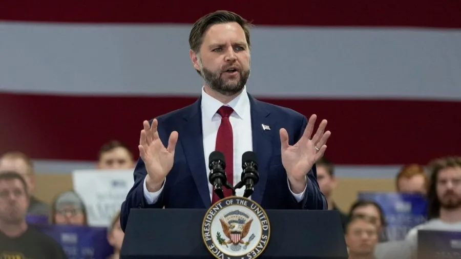 Watch live: Vance takes Trump's midterm message to Iowa
