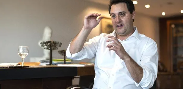 Ratinho Jr se licencia para apoiar aliado e ataca Moro: 'Traiu Bolsonaro'