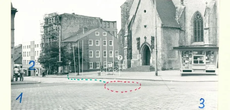 „Die Kirchen klagen den Kommunismus wegen der Unterdrückung der Jugend an“