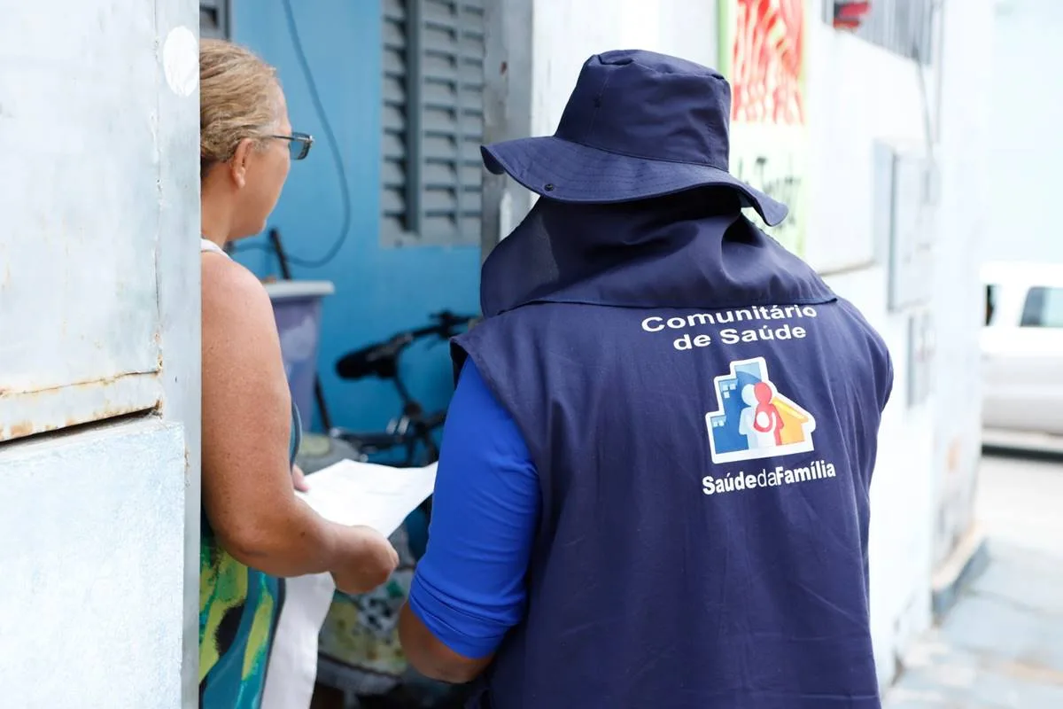 Congresso promulga PEC que dá aposentadoria especial a agentes de saúde