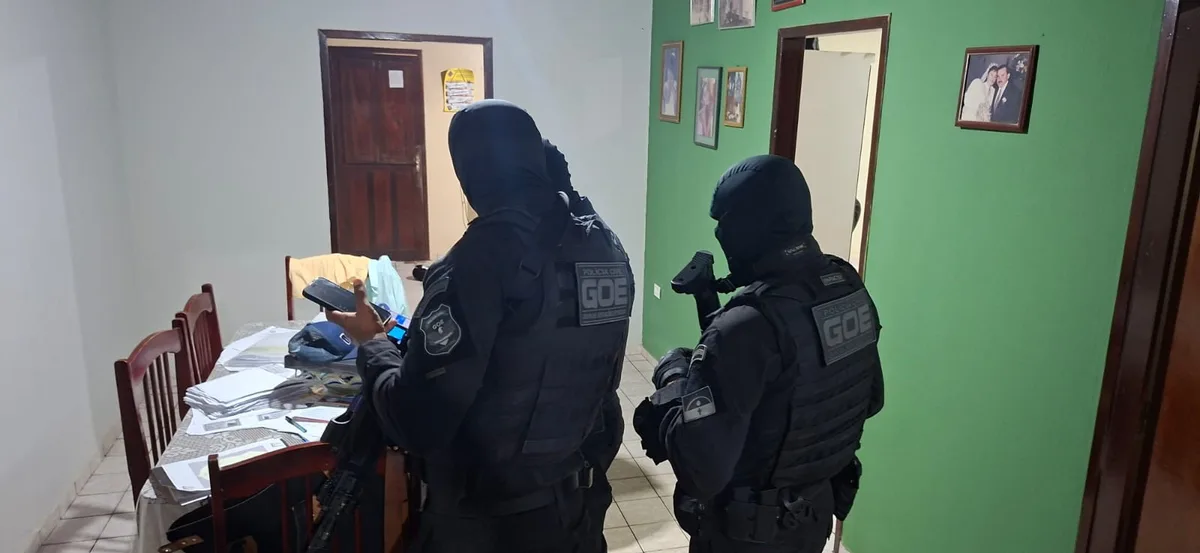 Servidores da Câmara de Limoeiro são alvos de operação por gastos em viagens; despesas passam de R$ 1,3 milhão