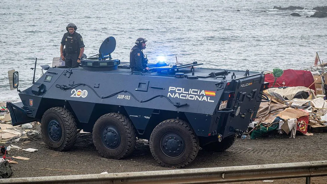 Desmantelado último acampamento de migrantes antes da visita real a Ceuta