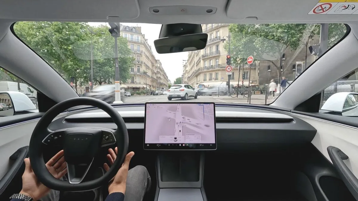 Tesla renomme son FSD en Europe : signe d’une homologation prochaine ?