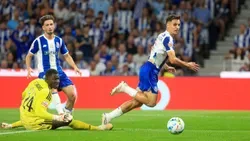 VÍDEO: foi assim que Gabri Veiga abriu o marcador no clássico