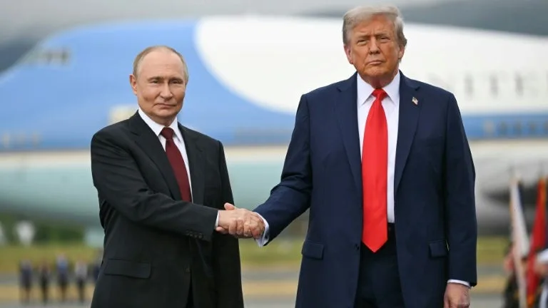La Russie affirme qu'elle pourra livrer le même niveau de gazole qu'avant les sanctions occidentales: Moscou assure que la signature des contrats avec Washington surviendra "dans les tout prochains jours"