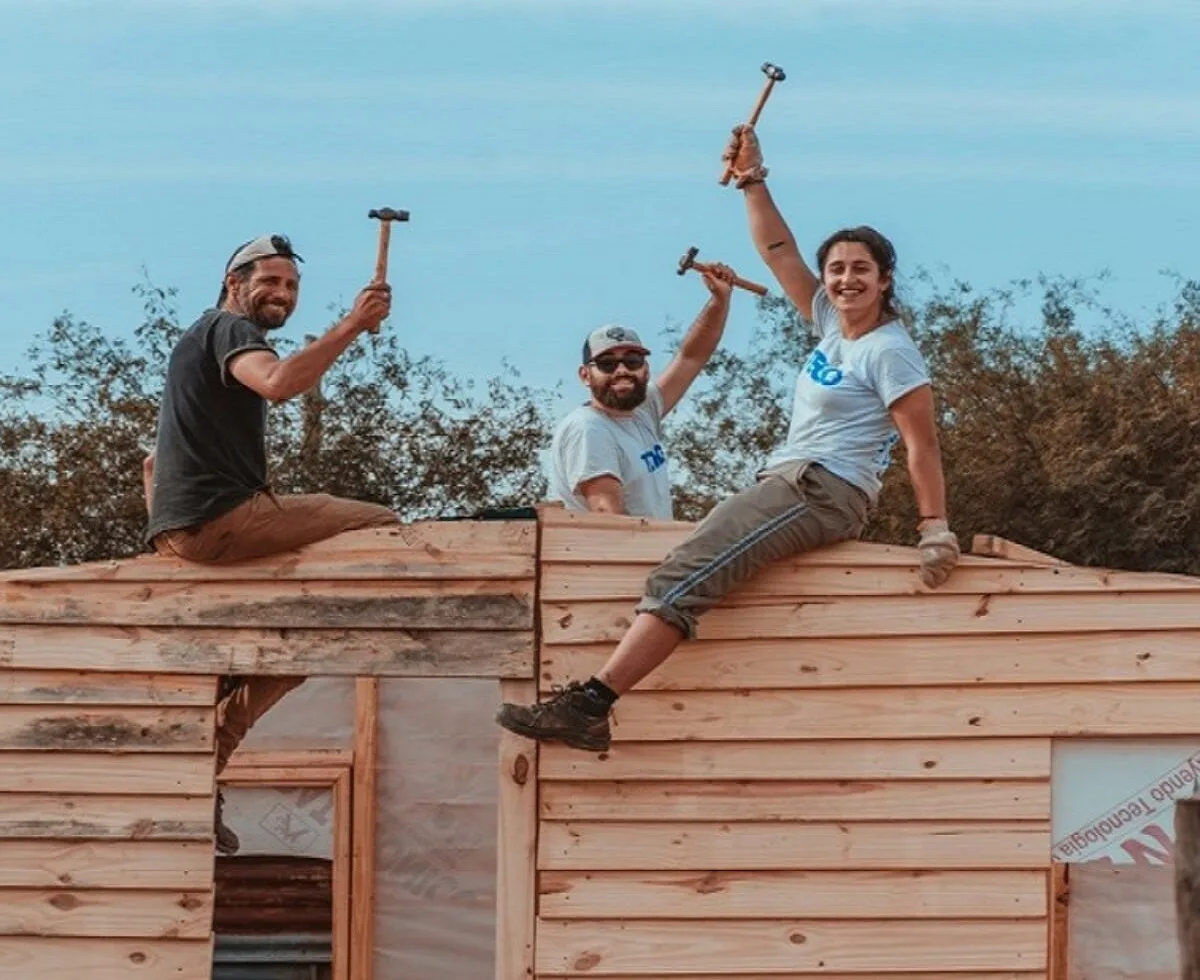 ONG chilena Techo construye primeras diecisiete casas para víctimas de sismos en Venezuela