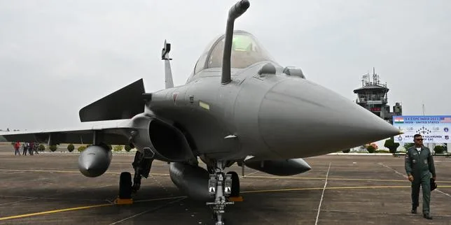 Défense : les exportations d’armes françaises encore à des sommets en 2025