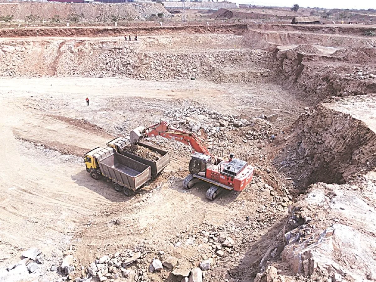 Gold mine collapses in Central African Republic, killing at least 30 miners