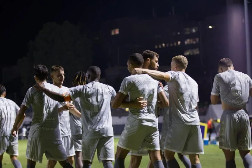 Une reprise en lucarne opposée et un lob de 45 mètres : en 4 minutes, Thionville renverse tout contre Caen et inscrit deux buts magnifiques