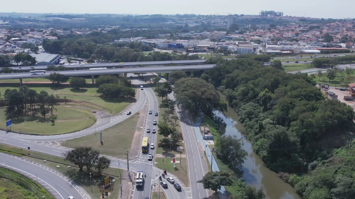 De lei que proíbe termo 'marginal' a 90 mil carros por dia: Avenida Dom Aguirre completa 50 anos em Sorocaba
