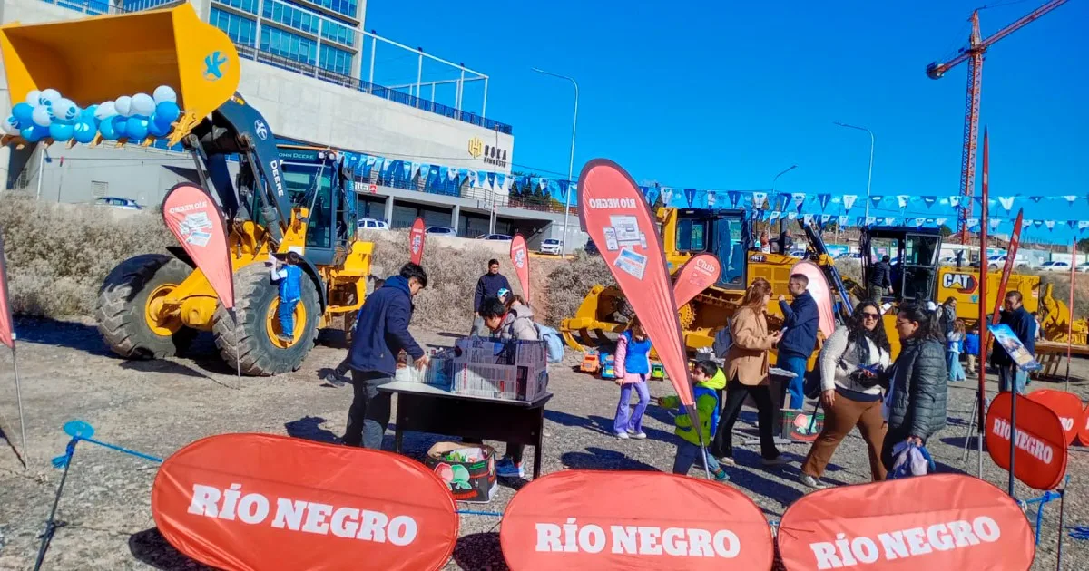 A Toda Máquina cerró a lo grande: dos lectoras ganaron autos infantiles eléctricos y participaron unos 1.600 chicos