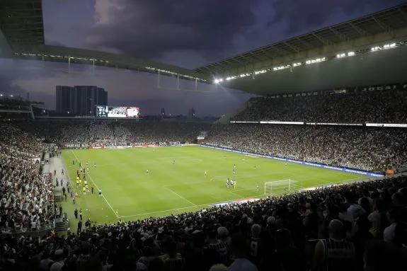 Crise no Corinthians: Torcidas organizadas vão ao CT e cobram elenco