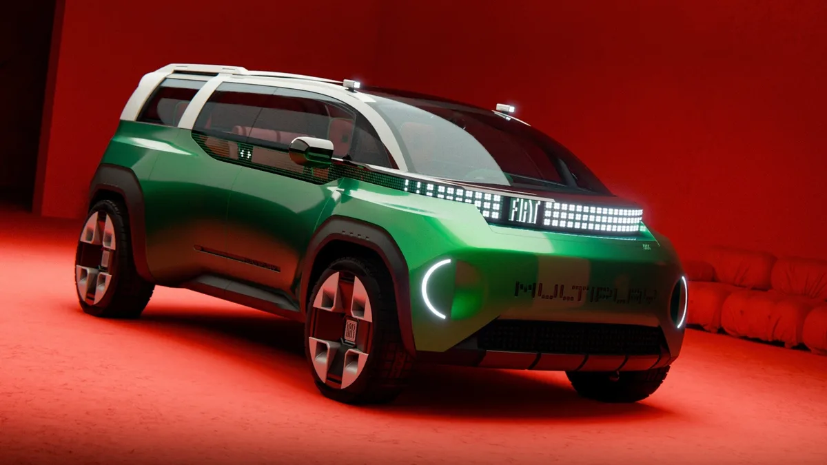 La voiture la plus moquée de l’histoire s’offre une revanche inattendue au Mondial de Paris