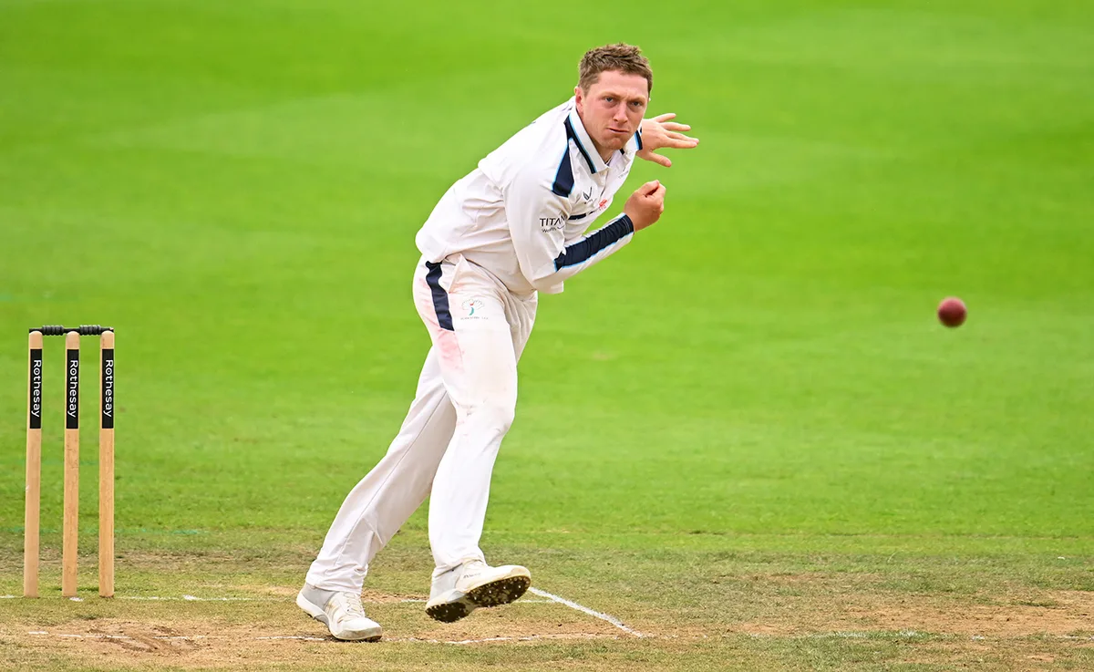 Bess takes five as Yorkshire close out tight 39-run win