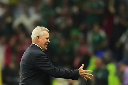 Javier Aguirre es el nuevo entrenador de Valencia; suma su séptimo club en España