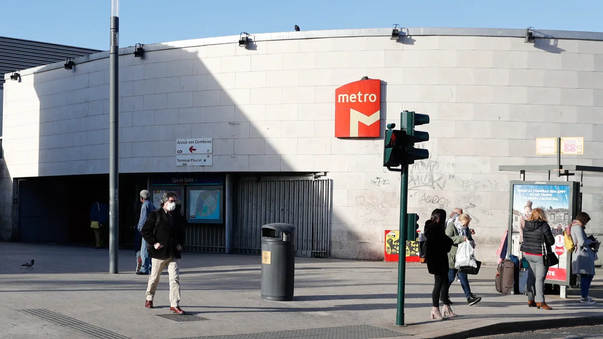 Estação de metro do Cais do Sodré reabre esta quinta-feira após 19 dias encerrada para obras