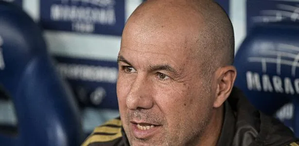 Jardim diz que plano de 'time fresco' deu certo após 4 jogos em 10 dias