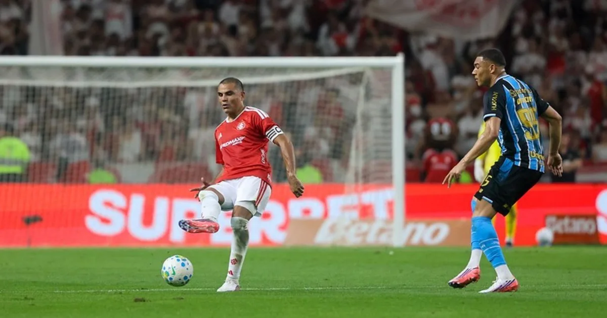 Gabriel Mercado explotó en el clásico de Porto Alegre entre Inter y Gremio: "¿Dónde está el VAR?"