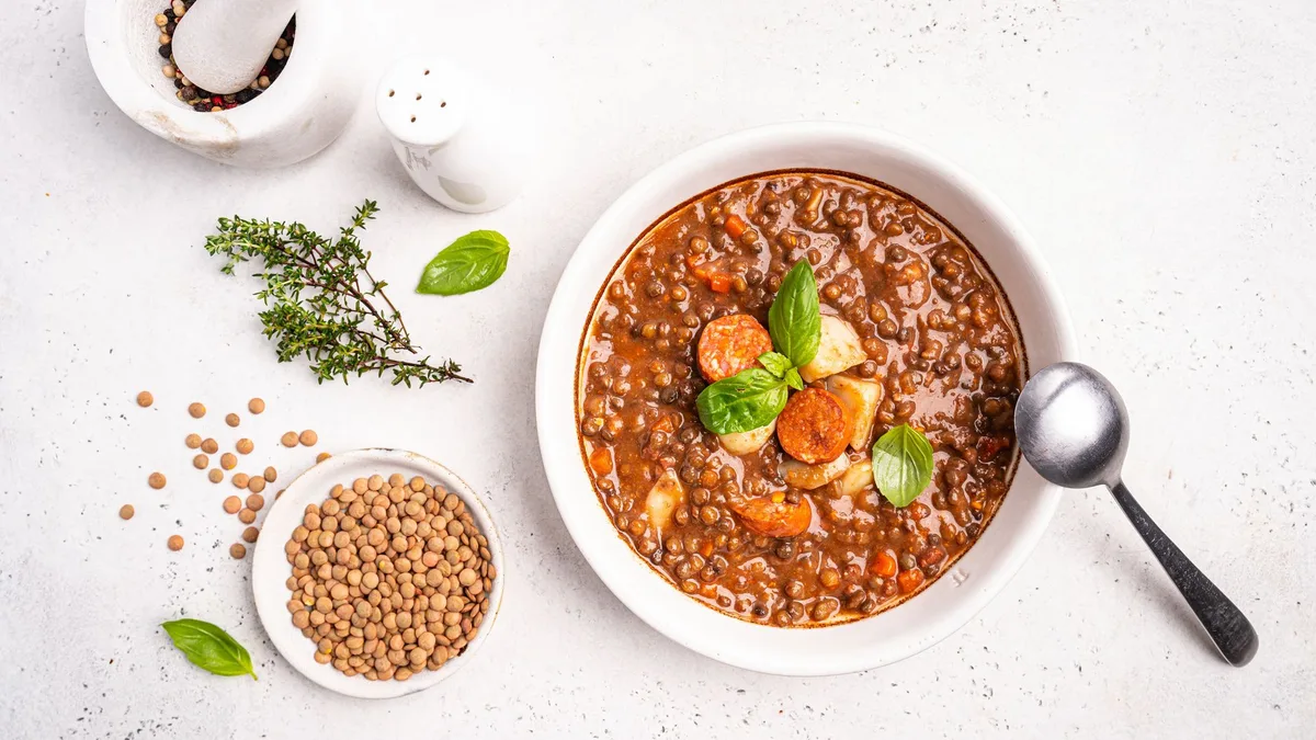 Nutritivas, reconfortantes y saciantes: 10 recetas con legumbres que son perfectas para disfrutar este otoño