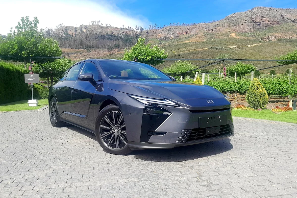 FIRST DRIVE | New Lexus ES makes the case for the luxury sedan