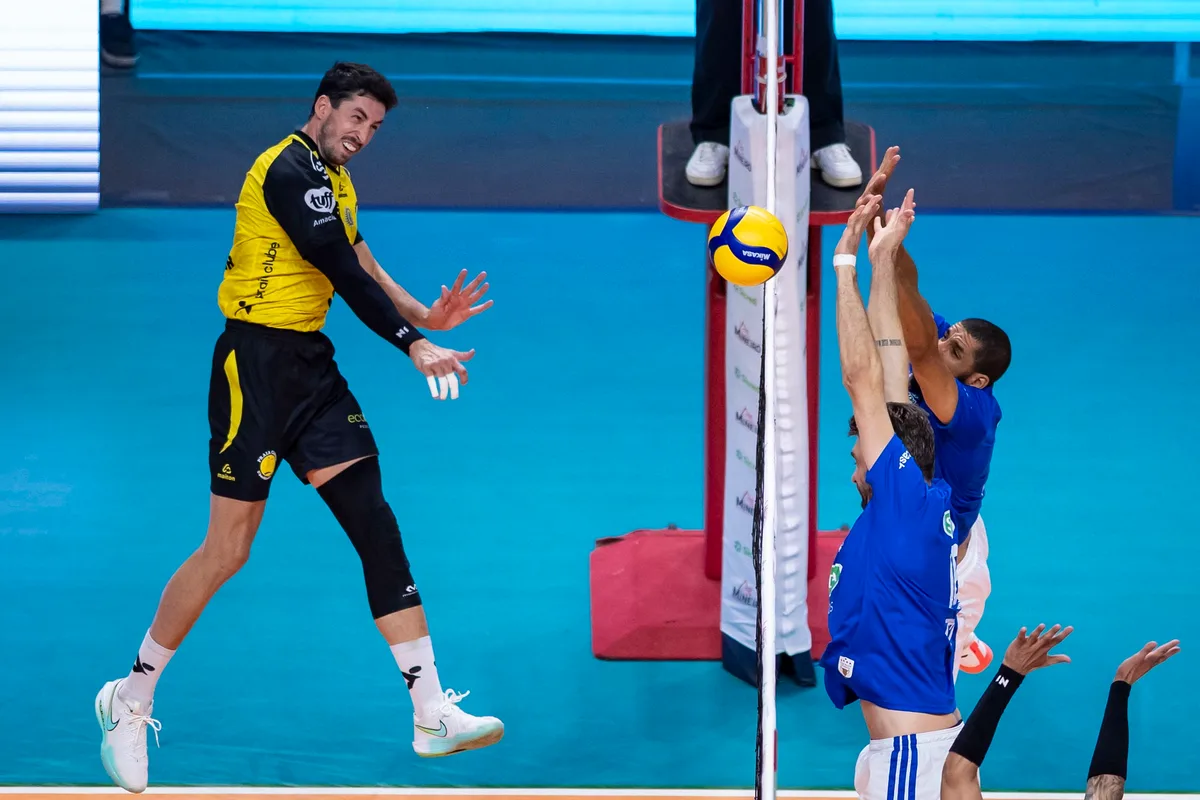 Praia Clube quebra sequência de 16 títulos do Cruzeiro e vai à final do Mineiro de vôlei masculino