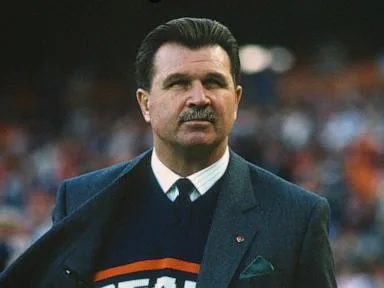 Mike Ditka, legendary NFL player and coach, dies at 86