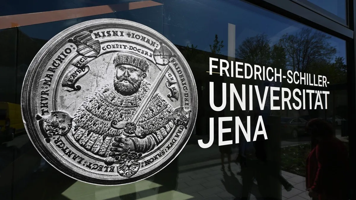 Hochschulen: Deckenputz löst sich – Uni Jena schließt Hauptgebäude