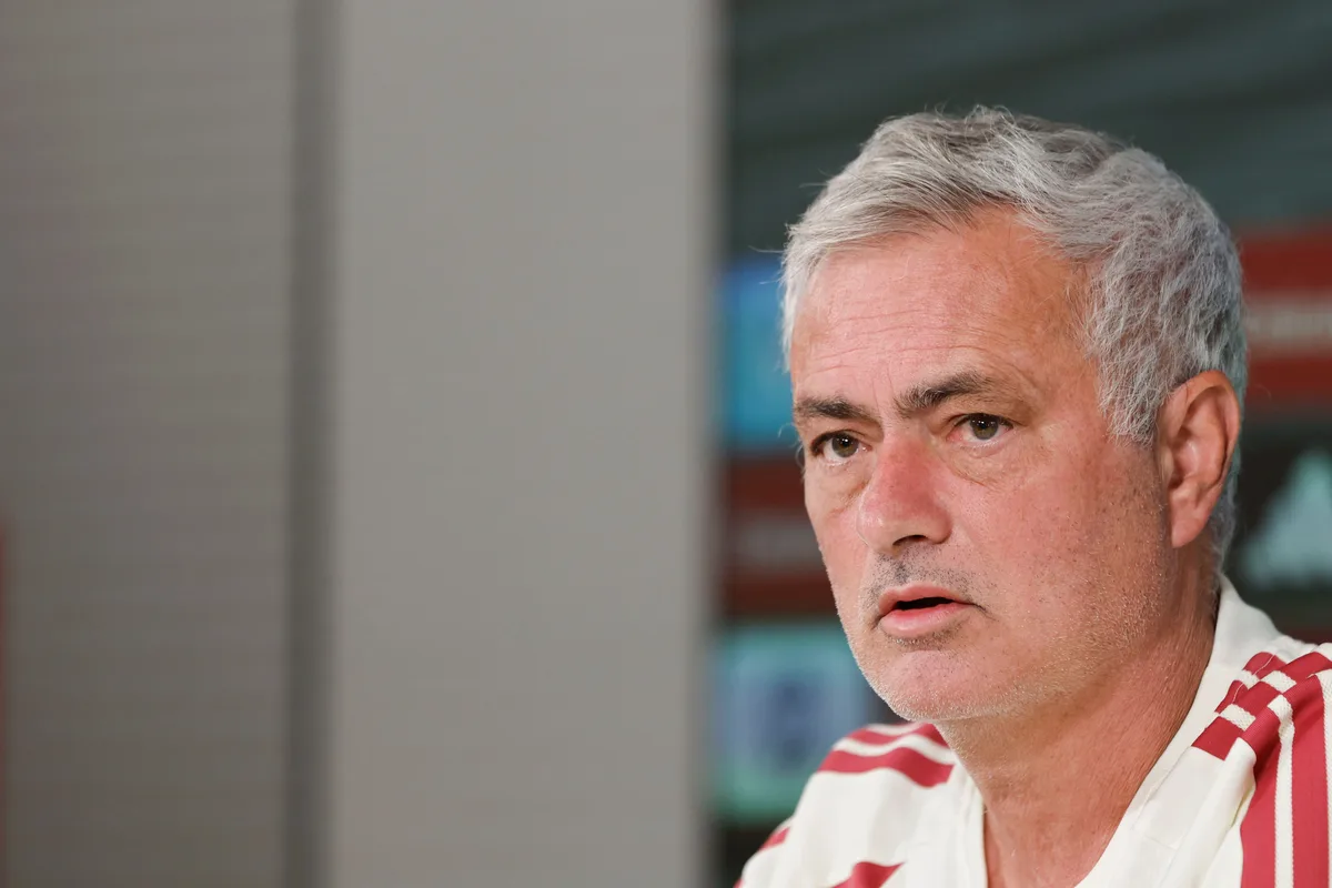 Mourinho: “¿Ninguna pregunta sobre los penaltis? Extraño, ¿no?"