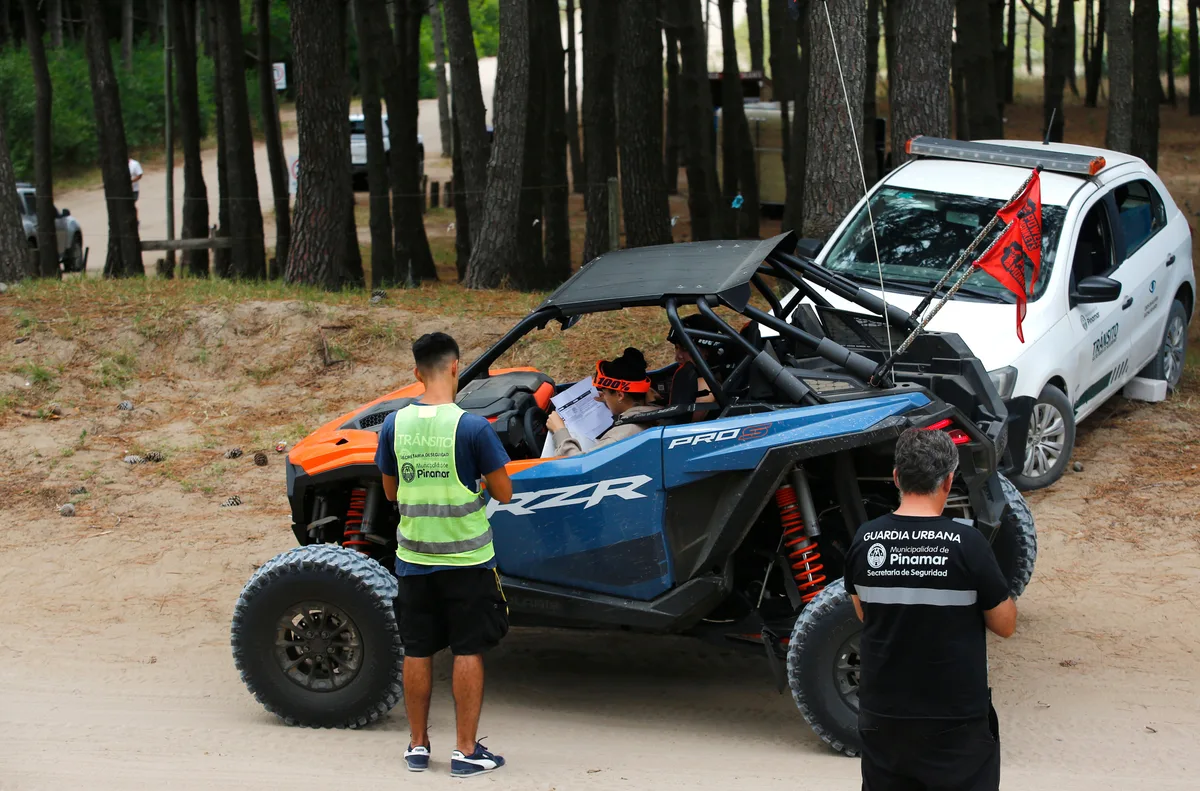 Nueva tasa para UTV, cuatriciclos y motos: cuánto cobrará Pinamar para registrar vehículos que ingresan a las playas